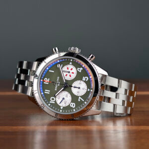 Breitling Classic AVI Chronograph 42 A233802A1L1A1 Green Dial 156 737 Front