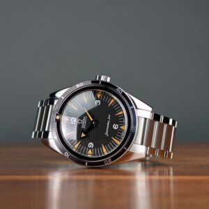 Omega Seamaster 300 234.10.39.20.01.001 [1525 098] Front